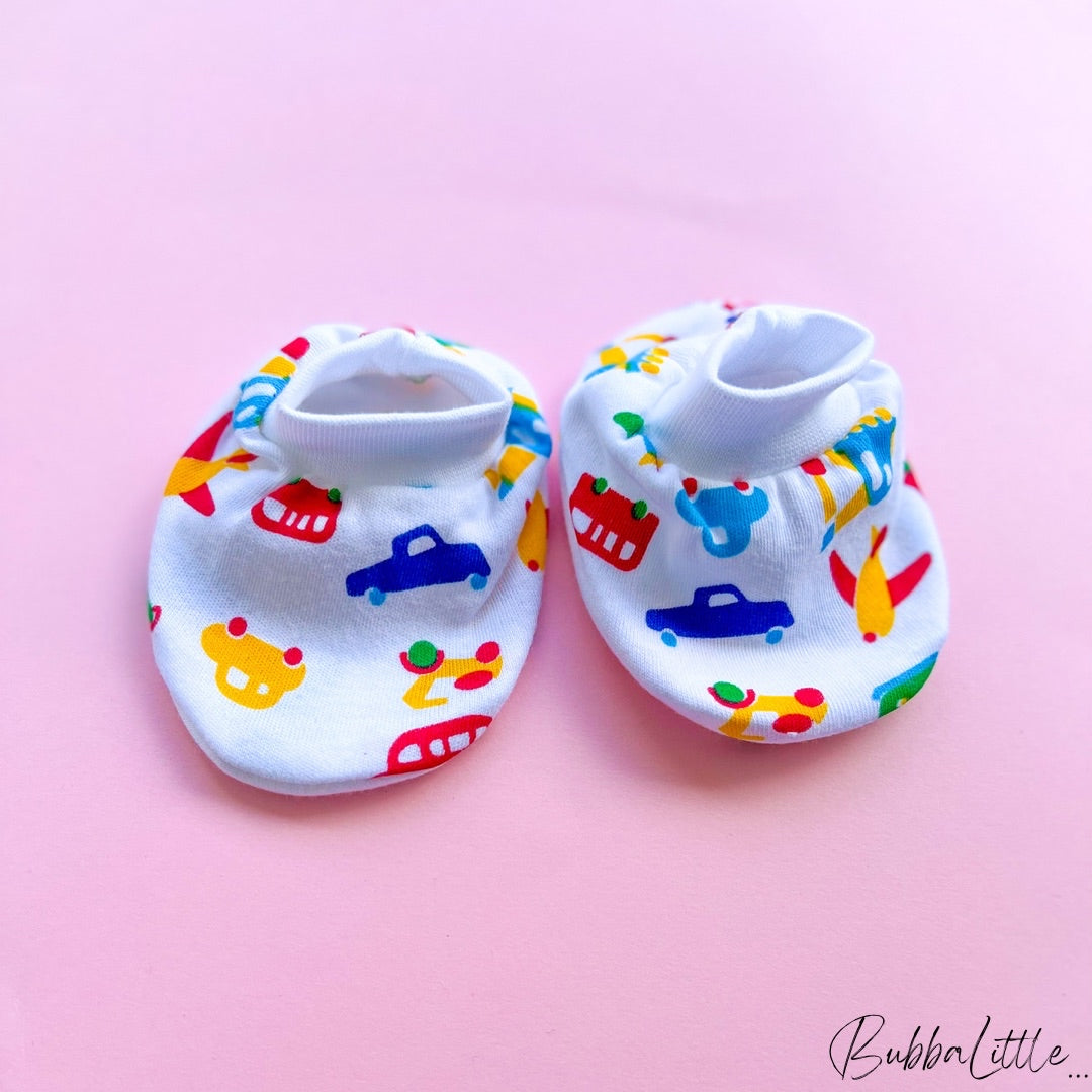 Little Adventurer booties 🚗